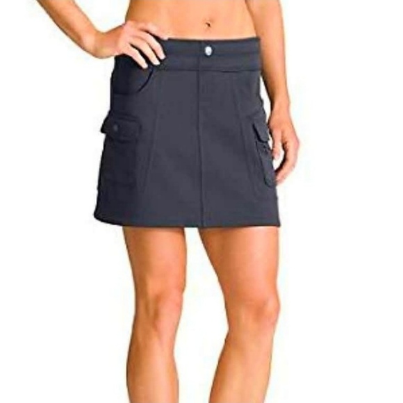 Athleta Dresses & Skirts - Athleta Oasis Cargo skirt